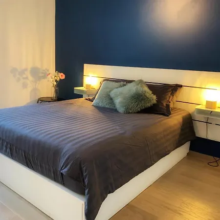 La Legende, 2 Pieces Avec Parking Prive Gratuit Pres Du Apartment