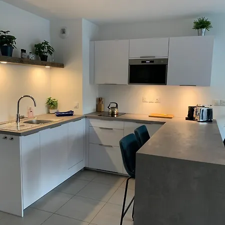 Apartment La Legende, 2 Pieces Avec Parking Prive Gratuit Pres Du Annecy